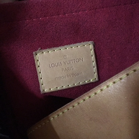 STUNNING ZIPPERED HOBO CROISSANT GM LOUIS VUITTON - Picture 10 of 11